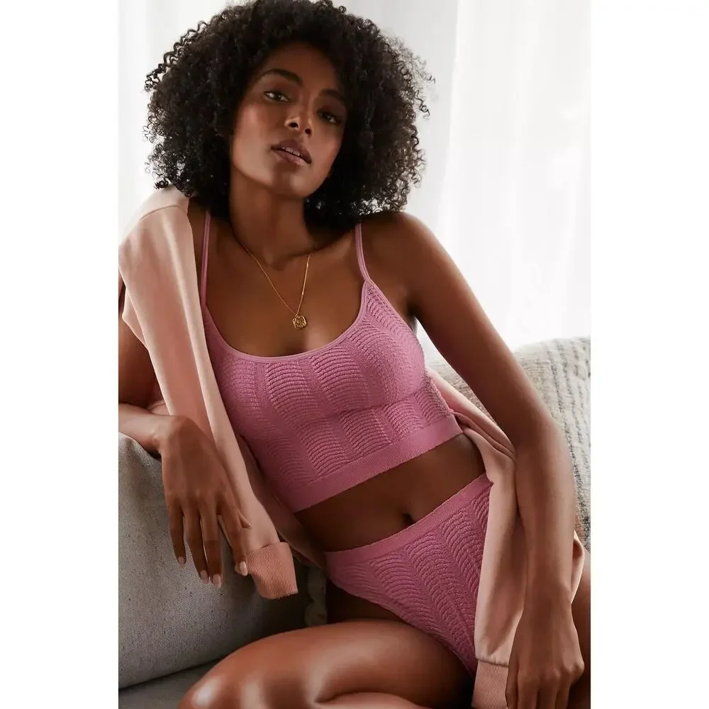 Anthropologie Women's‎ Seamless Pink Scallop Tank Size XXS/XS